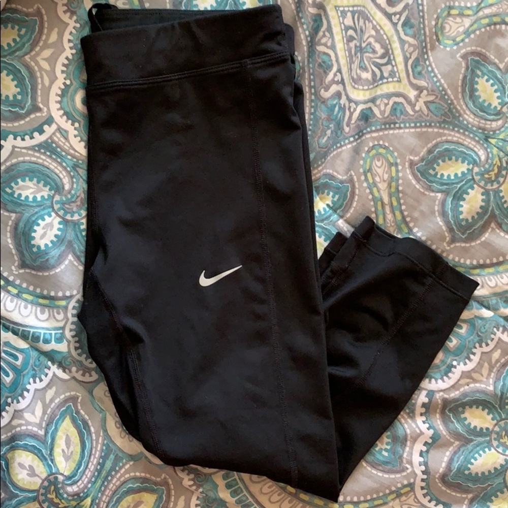 Nike crop leggings